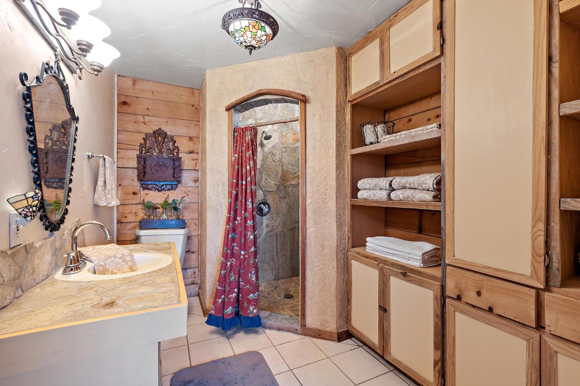 Mighty Oak Log Cabin Fredericksburg Extérieur photo