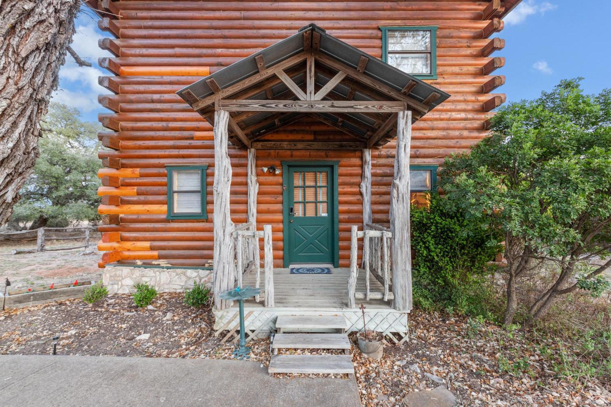 Mighty Oak Log Cabin Fredericksburg Extérieur photo